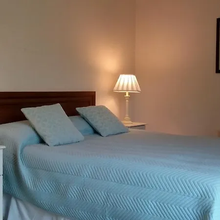 Ocean Bed & Breakfast 3*